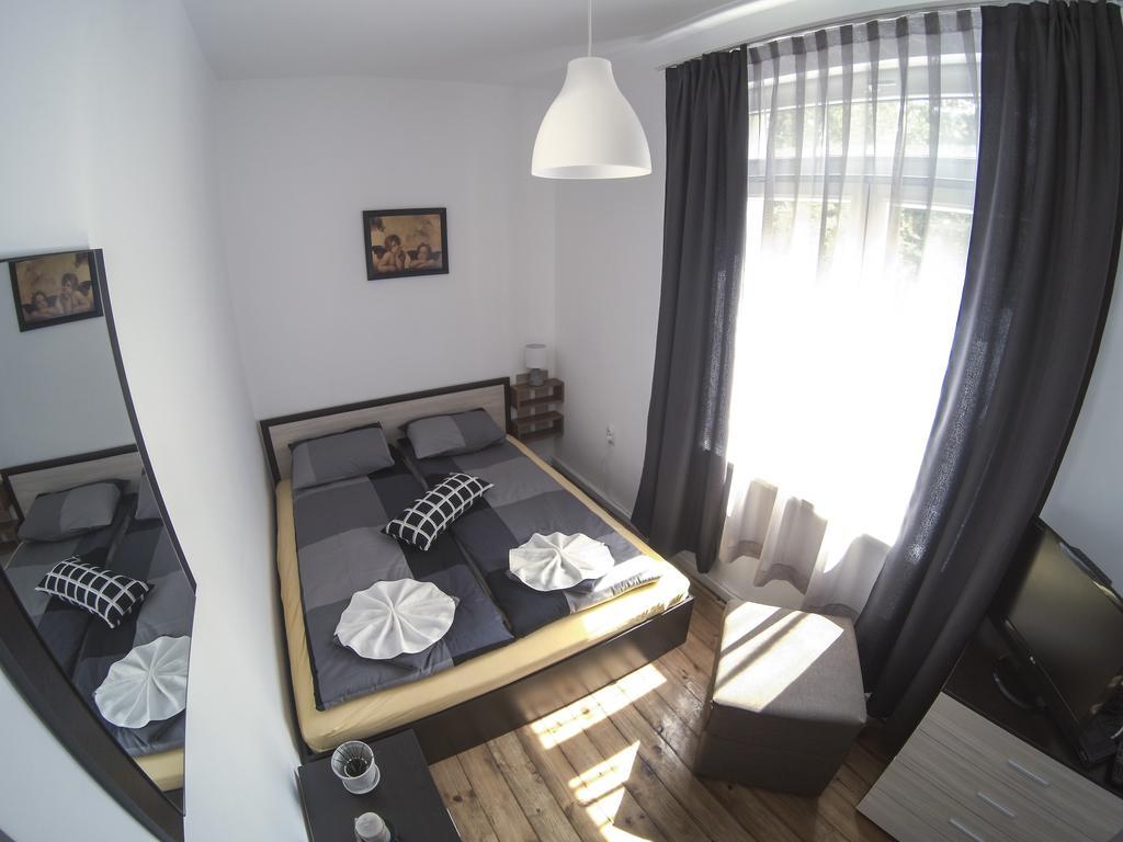 Graf Ignatiev - 3BR APART Sofia Exterior foto